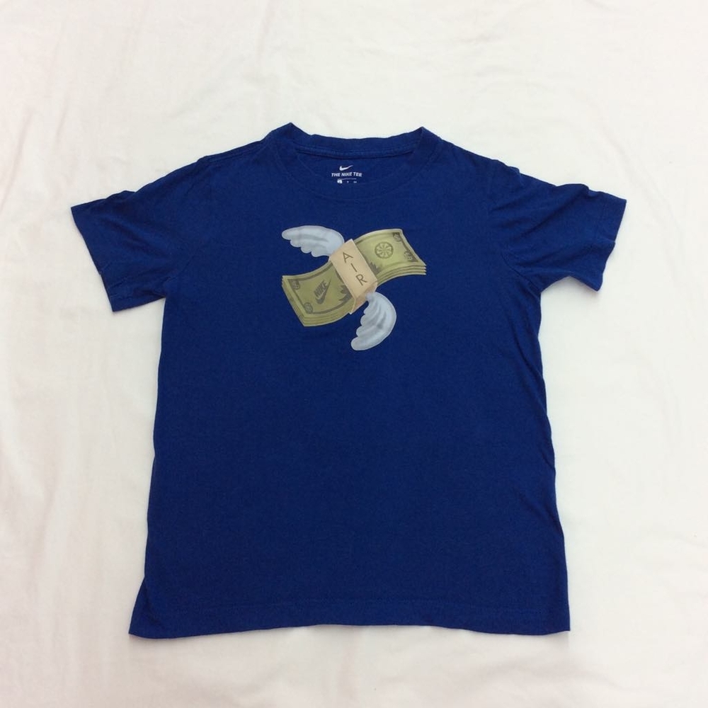 The Nike Tee Short Sleeve Blue Kids Youth Air Money Wings T-Shirt  Size Small